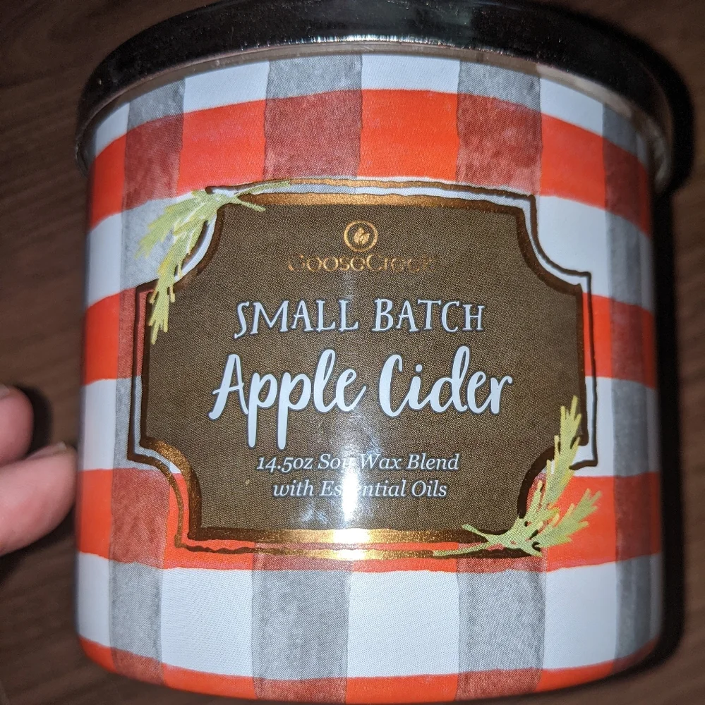 Goose Creek - Small Batch Apple Cider 3-Wick Soy Candle | 14.5 Ounces (45 Hours)